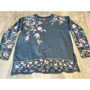 Womens Johnny Was Sz L Blue Embroidered Floral Sweatshirt Medium Butterfly Moth